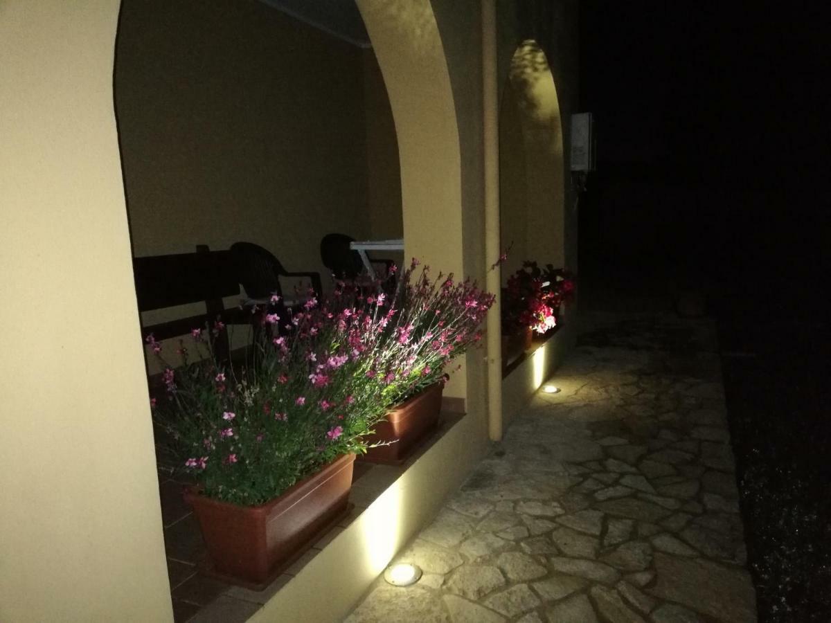פרטיליה B&B Fiori Di Pesco מראה חיצוני תמונה